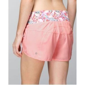 Lululemon Flowabunga Pink Floral Tracker Shorts Size 6
